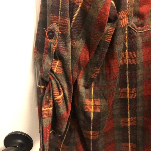 Plaid button up 3/4 length sleeve top - Picture 3 of 4